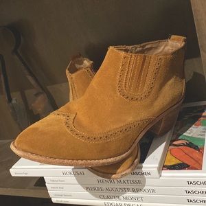 Madewell suede boots